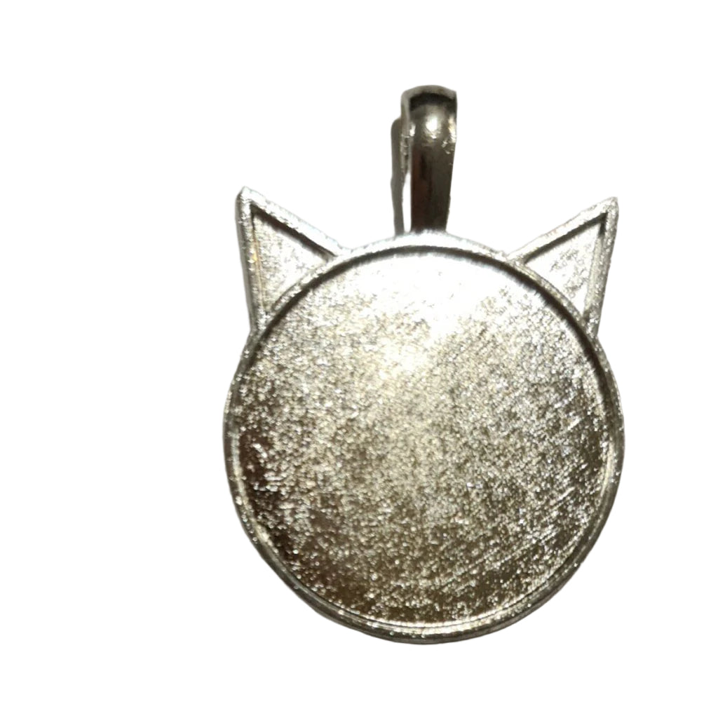 Silver plated Cat Pendant 2.5cm