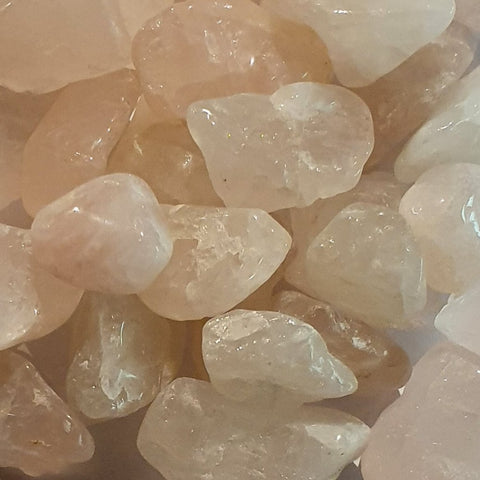 Crystal Chips Rose Quartz ( Large)